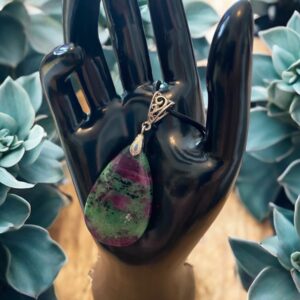 Pendentif Rubis zoïsite