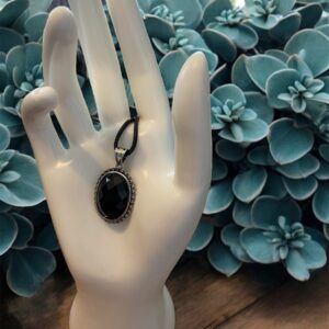 Pendentif Spinelle noire